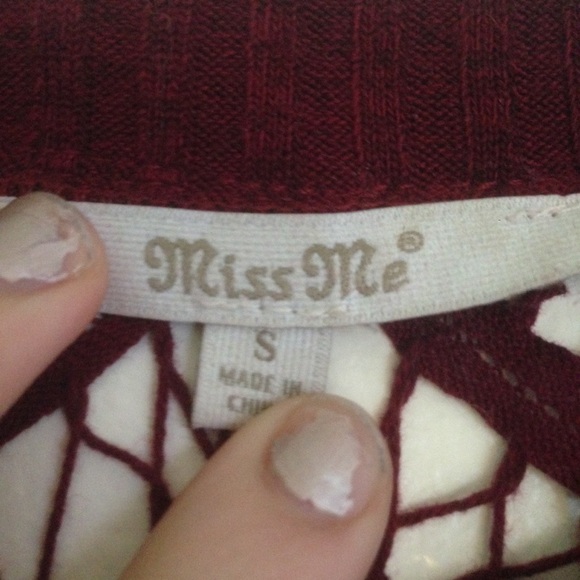 Small Red Miss Me Sweater - Picture 3 of 7